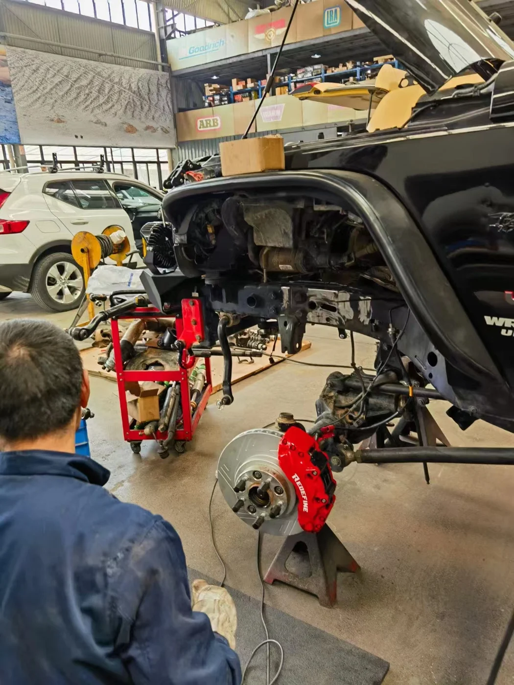 Jeep Wrangler 6-piston REDEFINE brake kits modification
