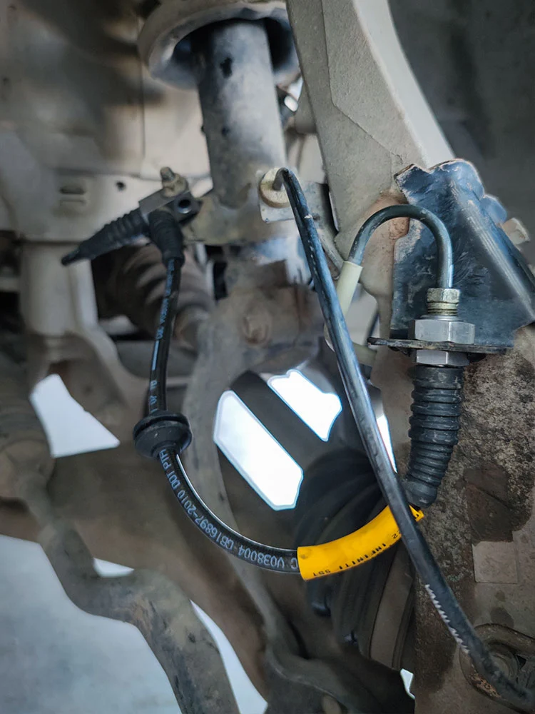 REDEFINE stainless steel brake lines for Infiniti