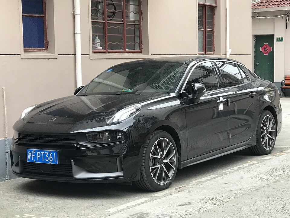Lynk & Co 03 — ehicle эталонная фотография автомобиля