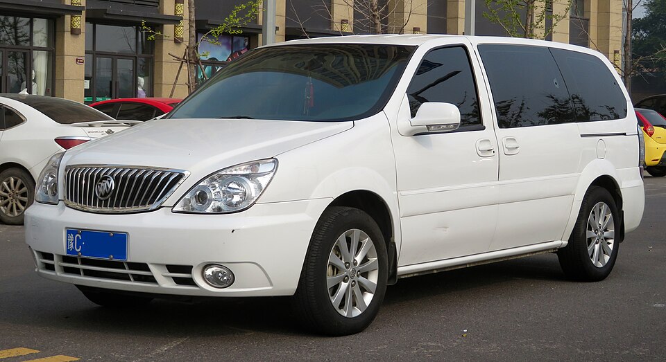 Buick GL8 — эталонная фотография автомобиля